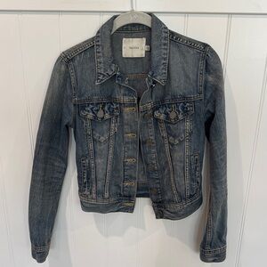 Aritzia Talula Classic Blue Denim Jean Jacket